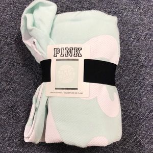Pink beach blanket sea foam green